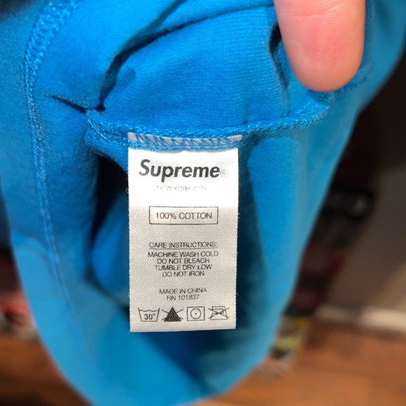 Supreme X Playboy Bunny - Picture 7 of 8